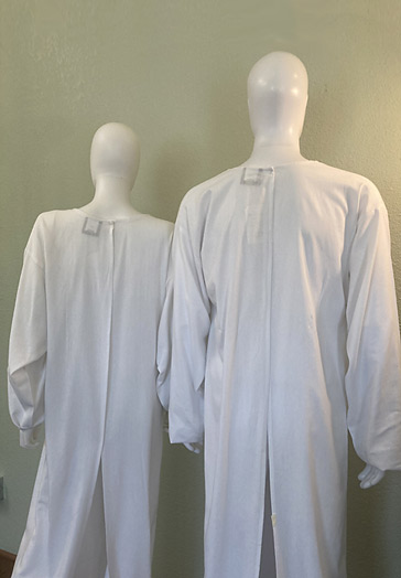 NO COLLAR BACK VIEW